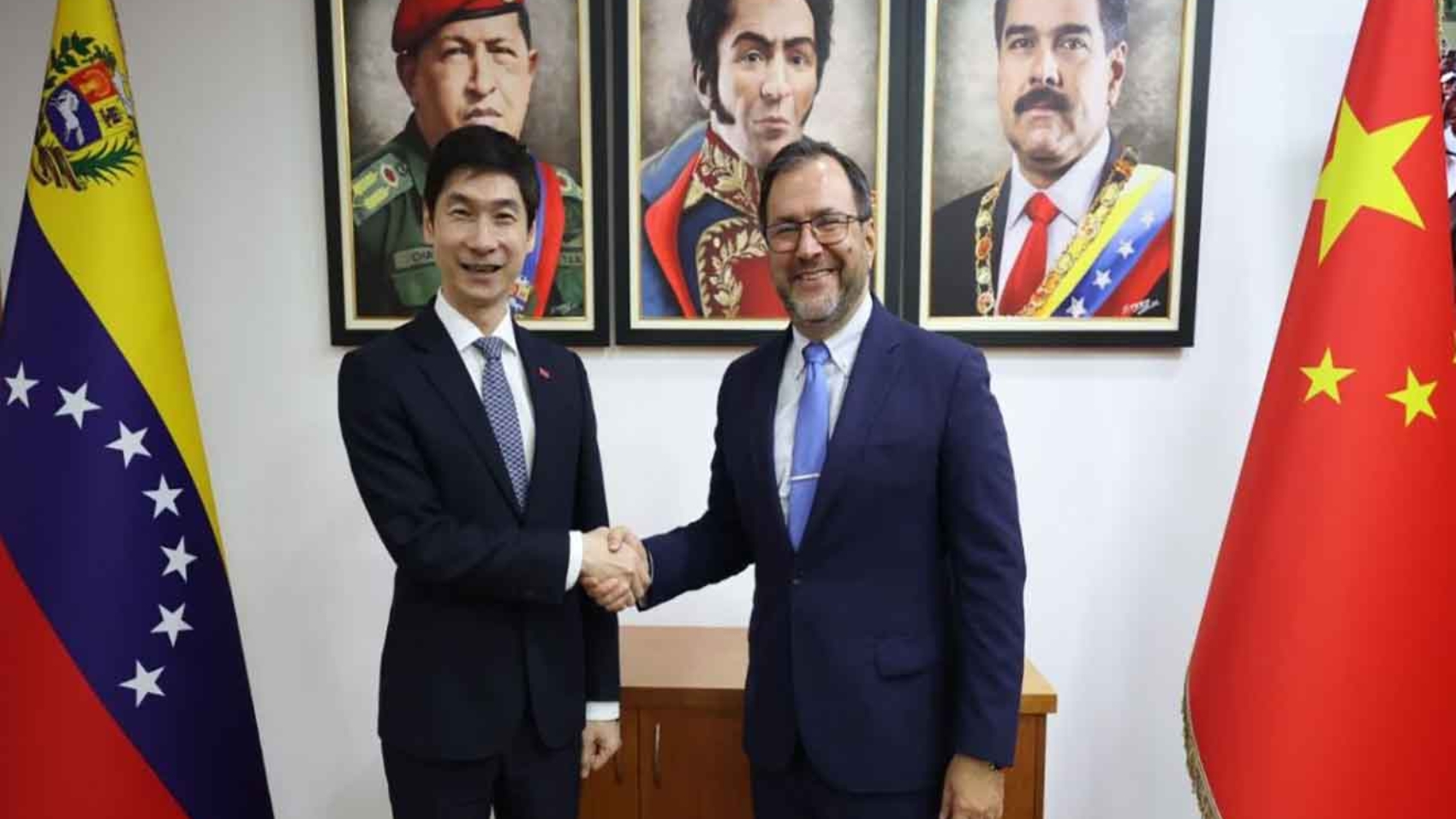 Venezuela y China reafirman trabajo conjunto para salvaguardar el derecho internacional