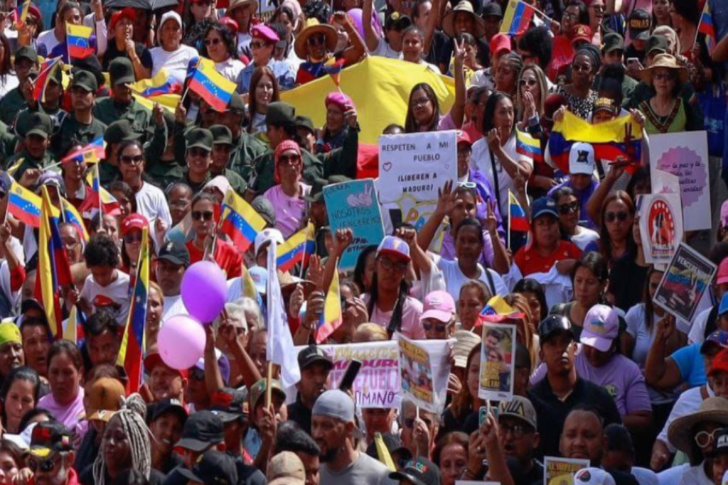 cortesia-gran-marcha-de-las-comunas-en-caracas-54409