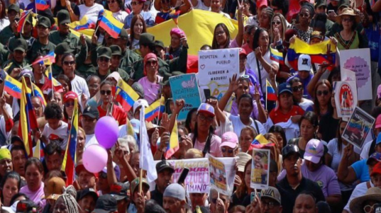 cortesia-gran-marcha-de-las-comunas-en-caracas-54409