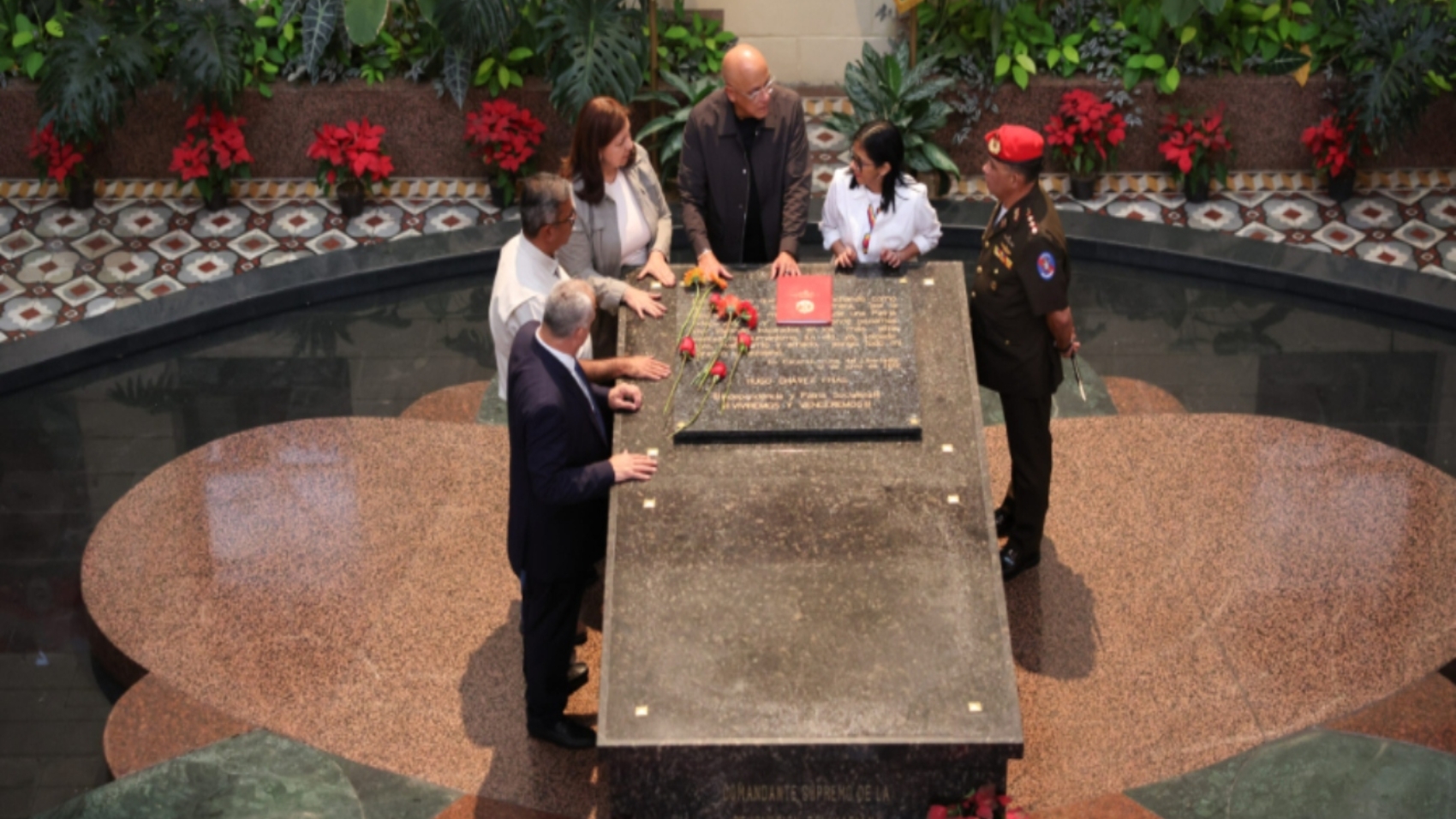 cortesia-presidenta-encargada-delcy-rodriguez-ratifica-su-juramento-de-lealtad-a-la-patria-54321