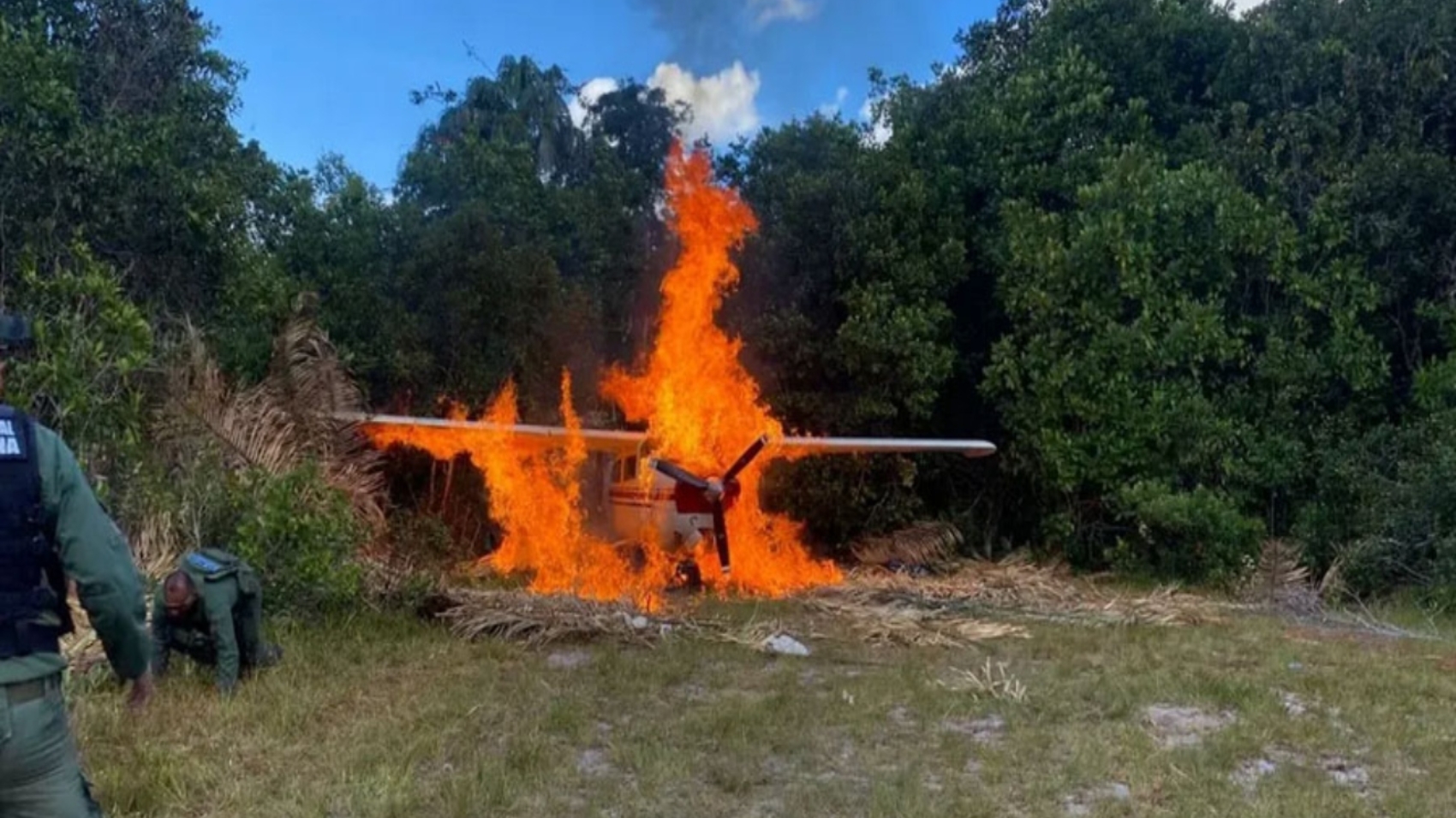 inutilizan aeronaves