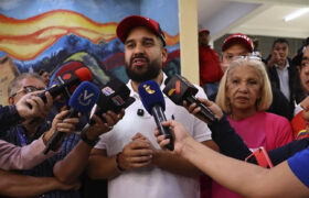 Maduro Guerra llama a la unidad y exige regreso de Nicolás Maduro y Cilia Flores