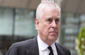 Detienen al expríncipe británico Andrés en medio del escándalo por sus vínculos con Epstein