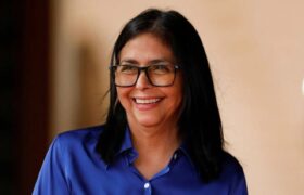 Delcy Rodríguez: El modelo de democracia participativa y protagónica está vivo en Venezuela