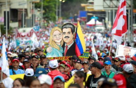 Jóvenes se movilizan en Caracas por el Día de la Juventud y la Batalla de la Victoria