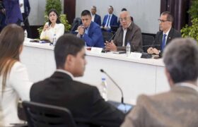 Jorge Rodríguez lidera reunión de la Comisión para la Convivencia Democrática y la Paz en Venezuela