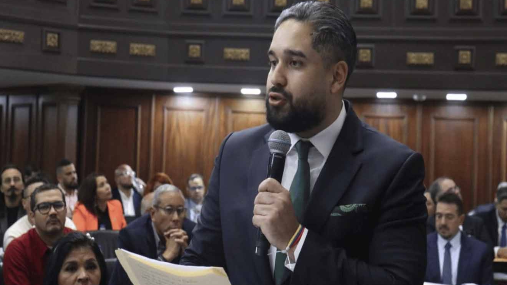 Maduro Guerra- Este fin de semana inicia consulta pública de ley para acelerar trámites de la Administración Pública