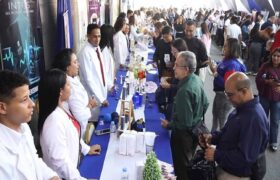 Estudiantes de Farmacia de la UNEFA impulsan la innovación farmacéutica en la Expo-Fórmula Estudiantil 2026