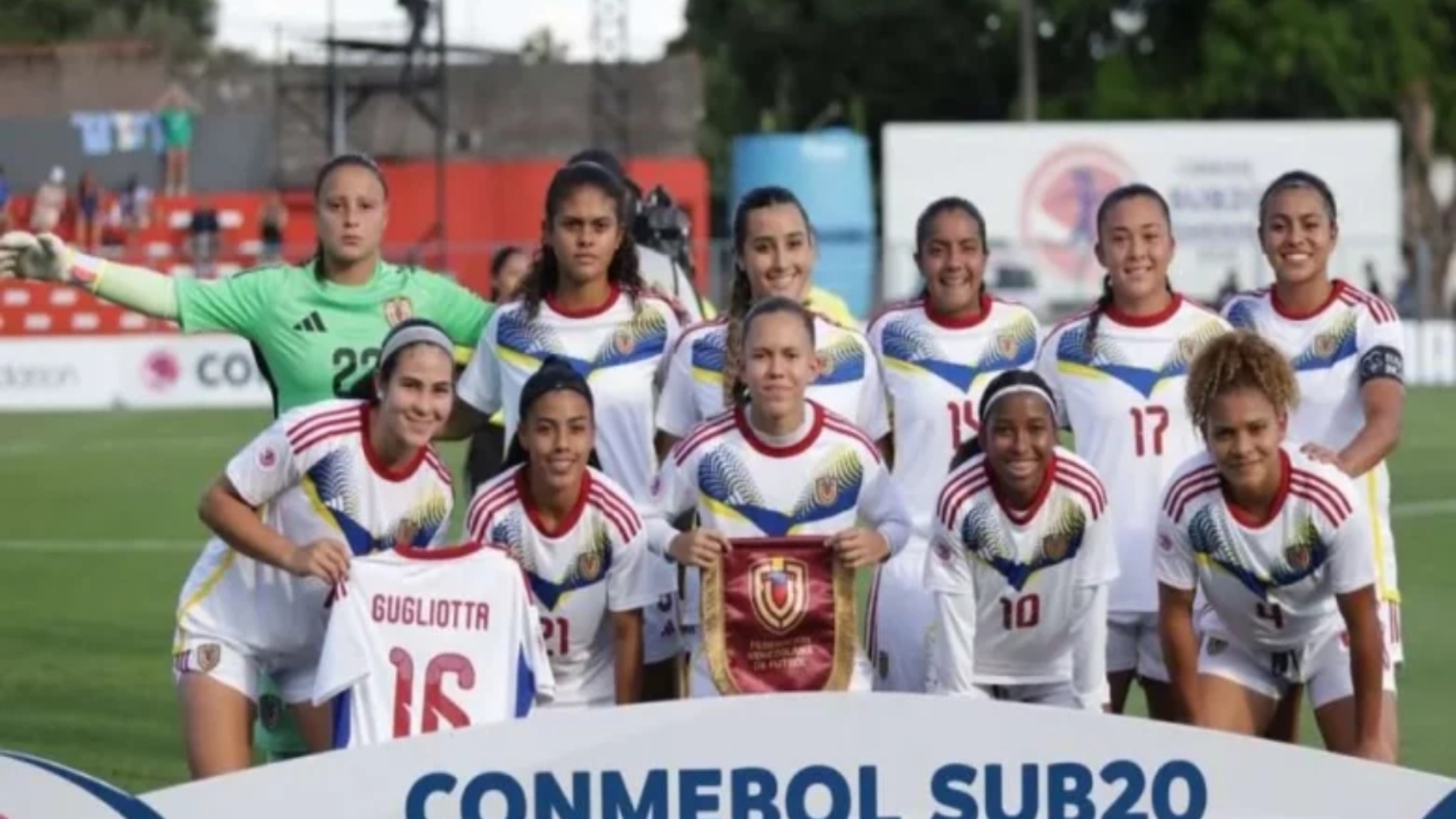 Vinotinto-femenina-Sub-20-3-1024x768-1-780x470