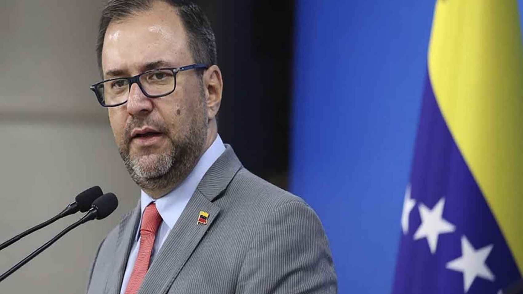 Yván Gil