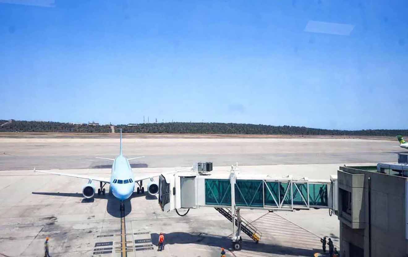 142 venezolanos arribaron al país en el vuelo 124 de la Gran Misión Vuelta a la Patria copia