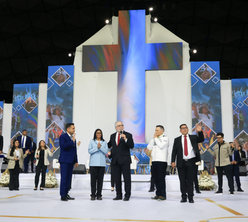 24_ZC__3751_P-2048x1838