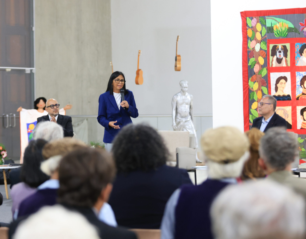 43_ZC__2001_P-2048x1604