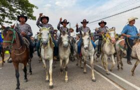 Apure vibra con imponente cabalgata en las Fiestas de Elorza 2026