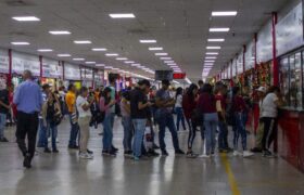 Terminal de La Bandera registra gran afluencia de pasajeros por asueto de Semana Santa