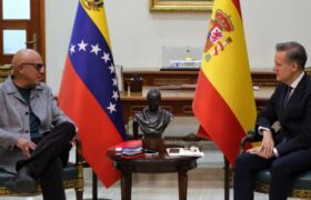 Diplomacia Bolivariana de Paz: Jorge Rodríguez sostuvo encuentro con embajador de España para consolidar espacios de diálogo