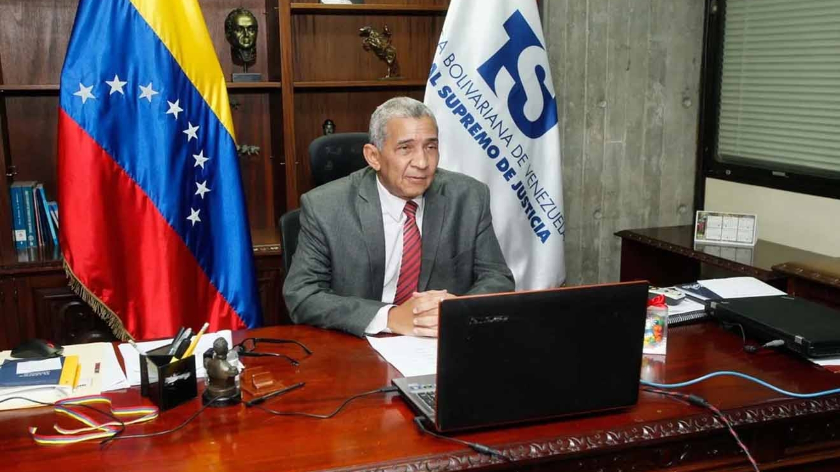 Carlos Alexis Castillo copia