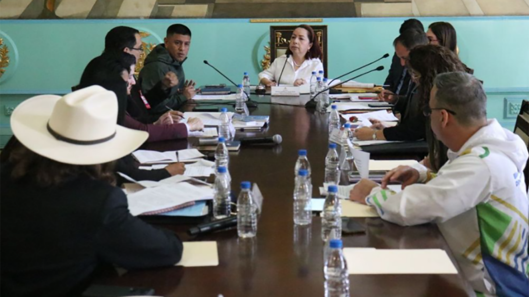 Comisión de Política Interior aprueba informe para acelerar trámites administrativos