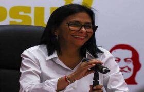 Presidenta Encargada y Dirección Nacional del PSUV revisan agenda de trabajo en Cumaná