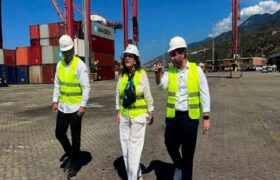 Fortalecer el comercio internacional: Jacqueline Faría realizó una inspección integral en el Puerto de La Guaira