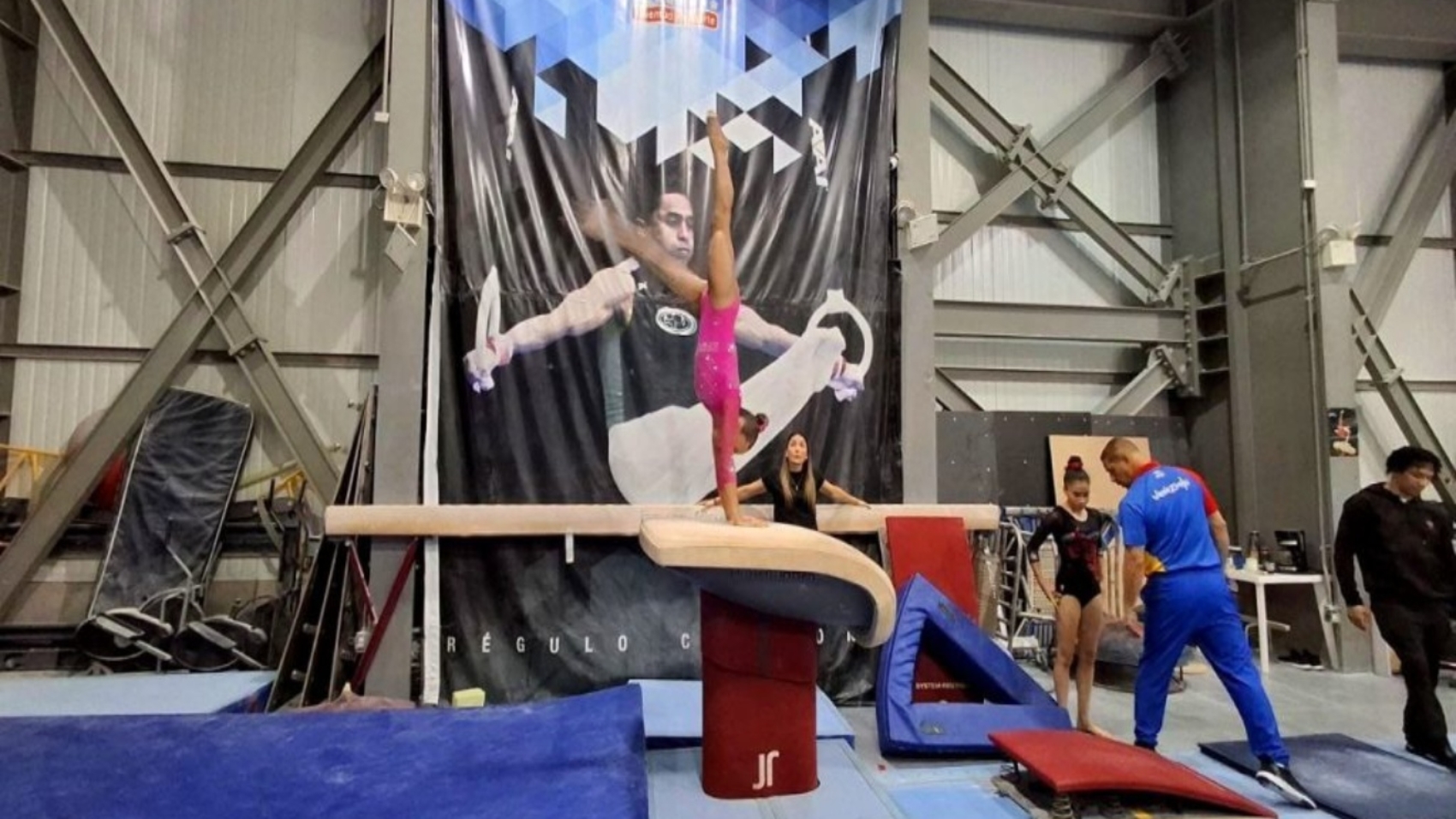 Gimnasia (2)