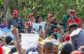 Comuneros y comuneras del país reiteran su compromiso y lealtad con la Revolución Bolivariana