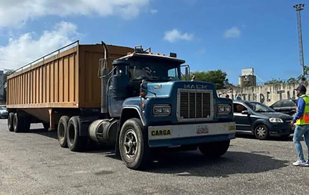 INTT Transporte de carga pesada