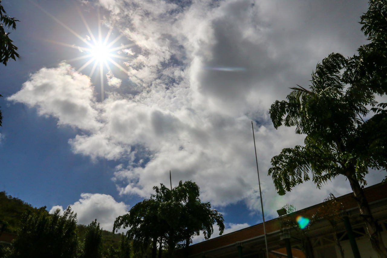 Minec-destaca-la-importancia-de-la-proteccion-ante-los-rayos-solares.3