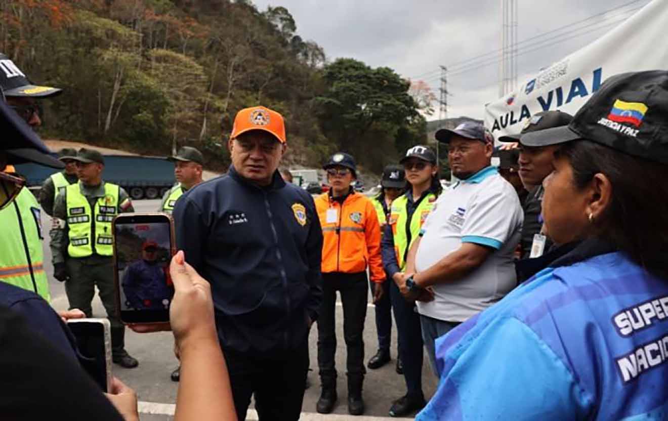Ministro Cabello supervisa con recorrido puntos de seguridad estratégicos en el país
