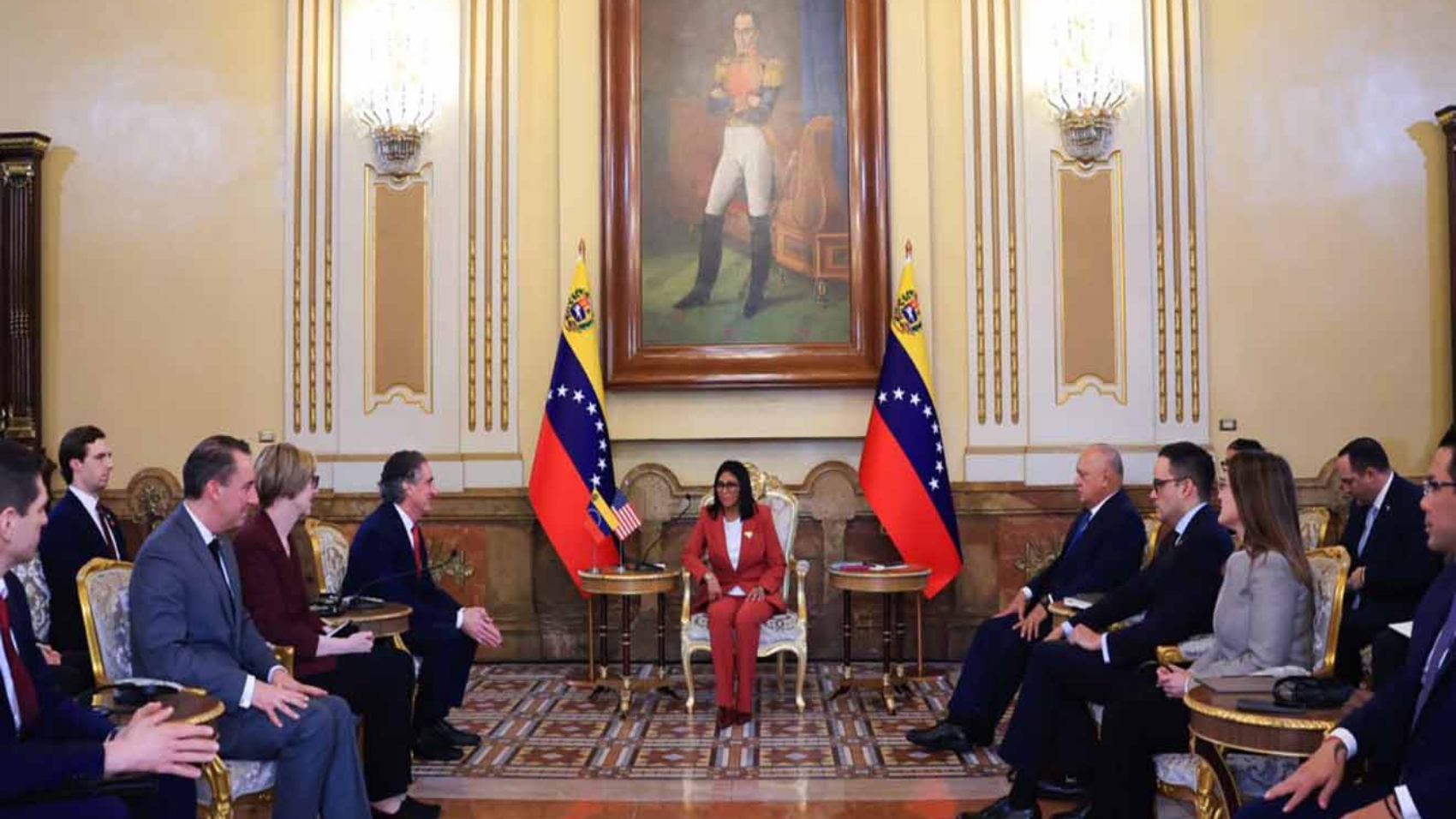 Presidenta encargada Delcy Rodríguez recibió en Miraflores al Secretario de Interior de EEUU