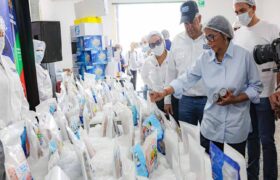 Presidenta encargada Delcy Rodríguez inspeccionó planta pesquera en Sucre y proyecta crecimiento del PIB en 2026
