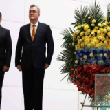 Venezuela y Rusia ofrendan a Bolívar para celebrar 81 años de lazos diplomáticos