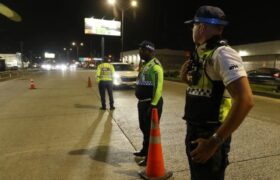 Inicia toque de queda nocturno en cuatro provincias de Ecuador