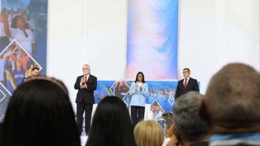 photo_5060082283922000853_w-2048x1365