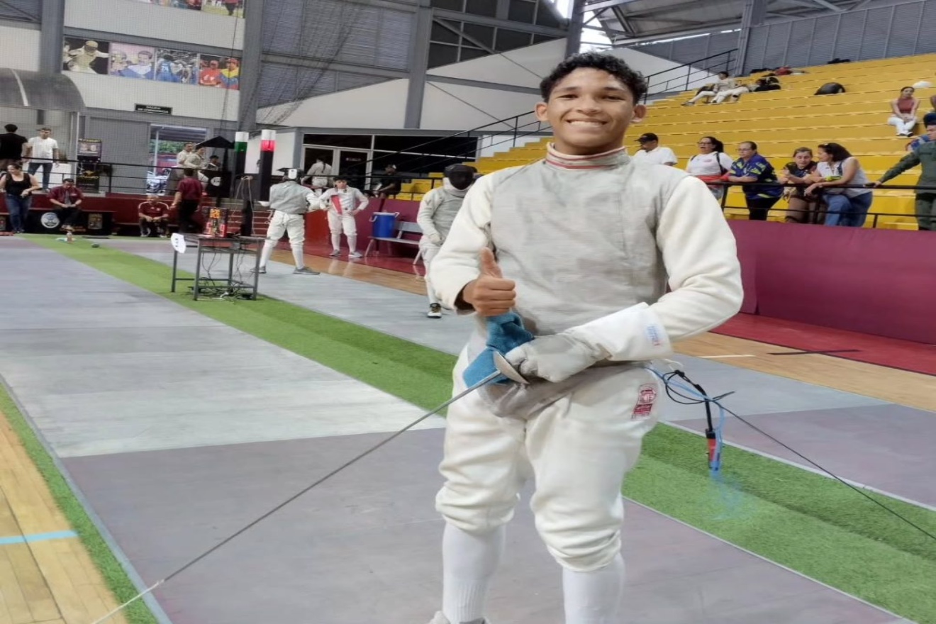 Angel-Martinez-esgrima-1024x1024