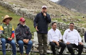 Cabello anuncia acciones contra el contrabando junto a productores de Mérida