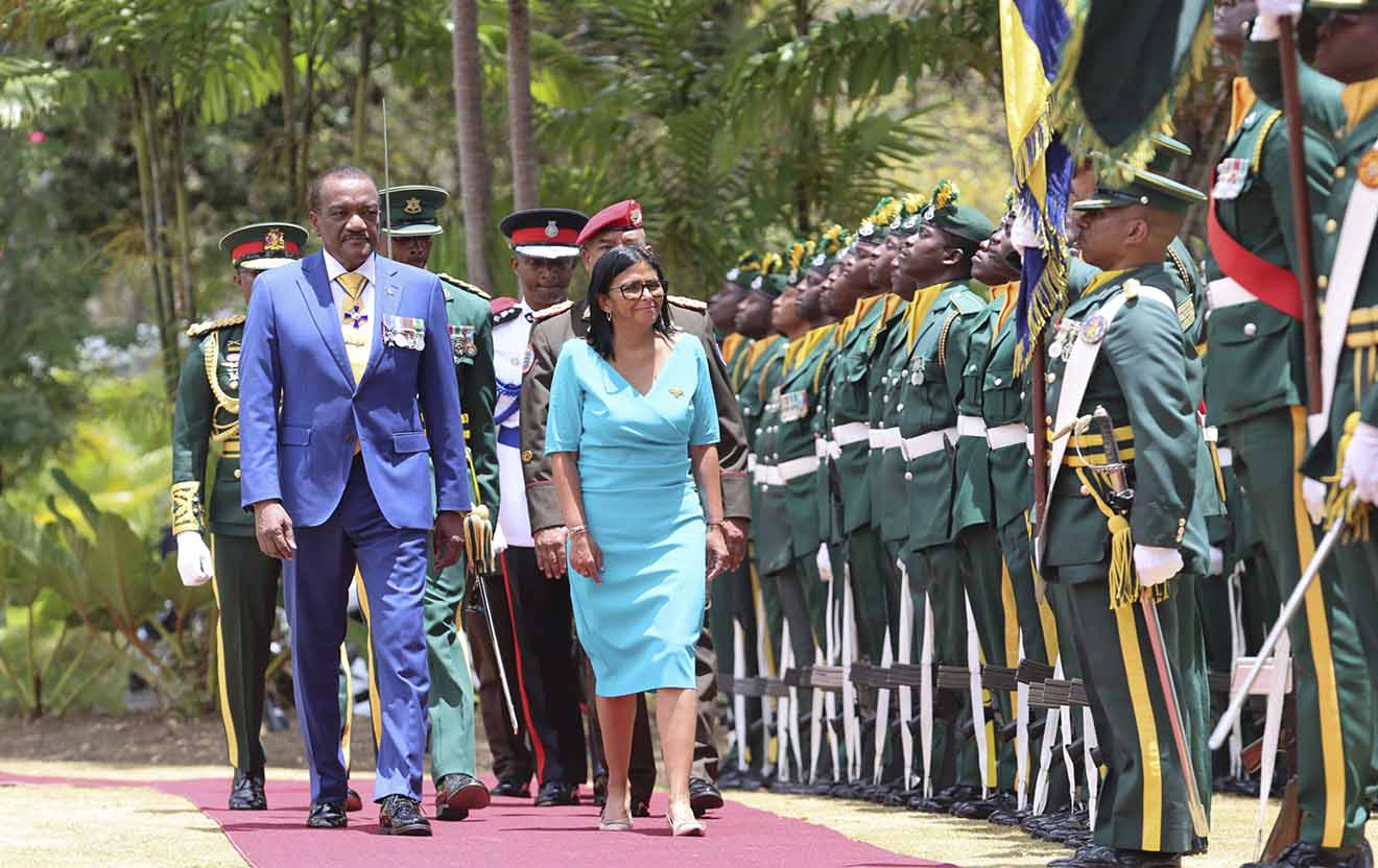 Delcy Rodríguez inicia agenda de este lunes en Barbados