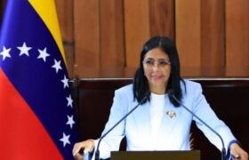 Mujeres venezolanas repudian actos de discriminación contra la presidenta (E) en España