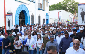 Presidenta (E) Delcy Rodríguez visita la santa iglesia «Basílica Catedral Nuestra Señora del Socorro» en Carabobo