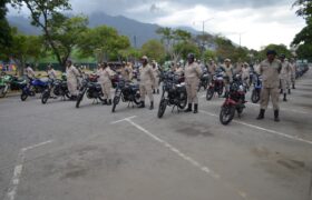 Inparques fortalece vigilancia y protección ambiental con dotación de 150 motos