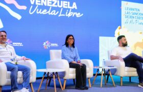 Presidenta (E) Delcy Rodríguez lidera encuentro con sectores sociales de Carabobo
