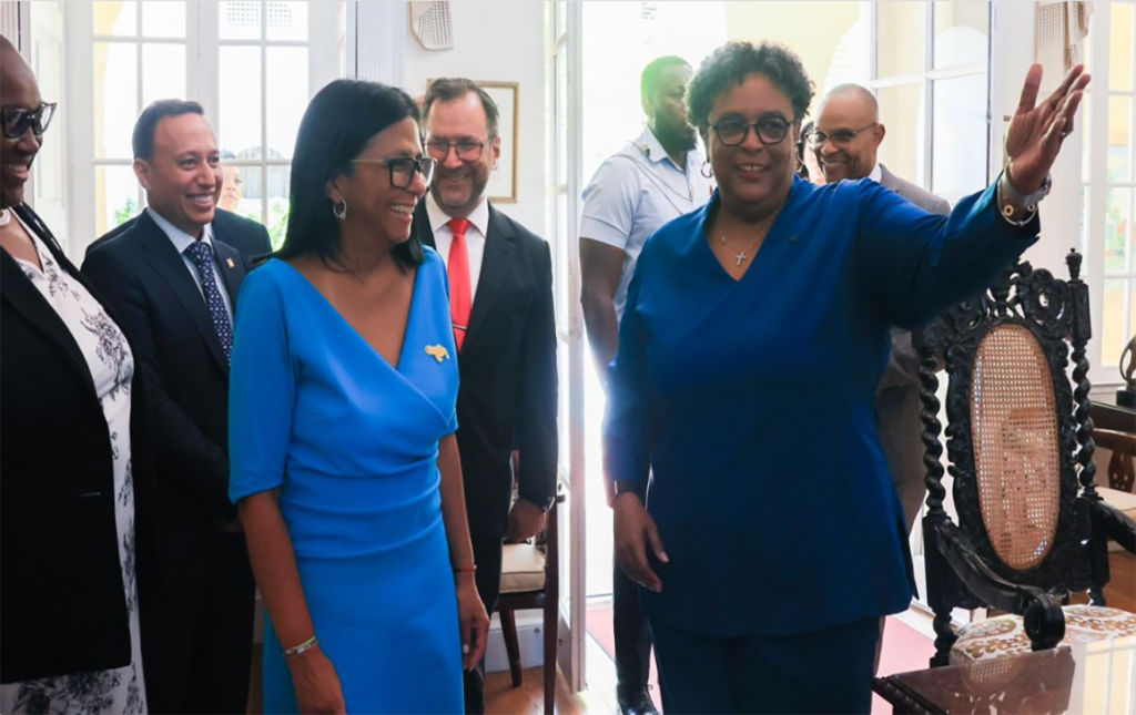 Nace la unidon económica y comercial entre Barbados y Venezuela