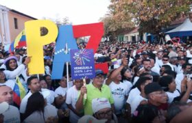 Peregrinación nacional por la paz culmina en Caracas