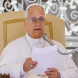 Papa León XIV acoge con satisfacción y esperanza anuncio de tregua en Medio Oriente copia