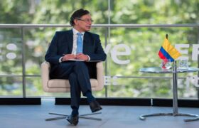 Presidente Petro advierte sobre el resurgimiento del pensamiento de Hitler en Europa