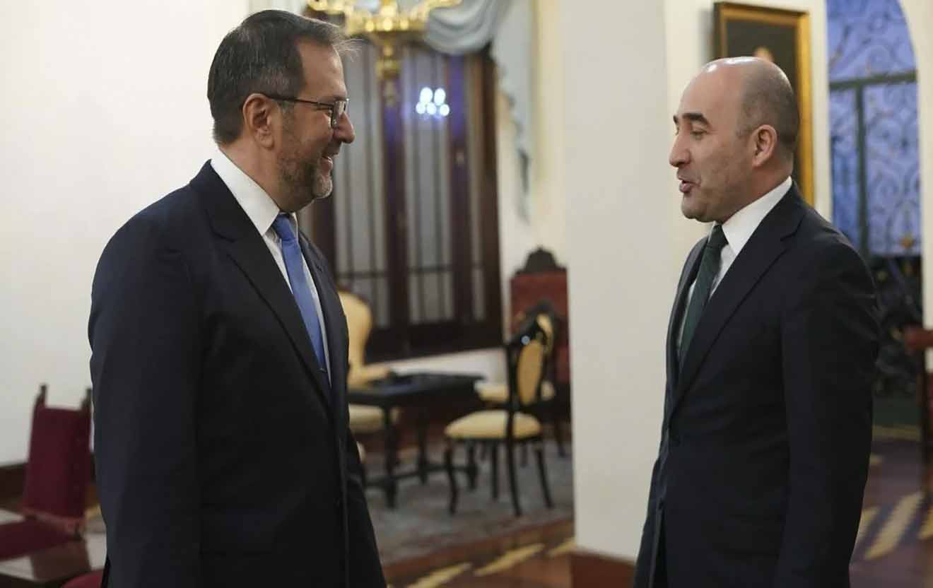 Venezuela y Azerbaiyán ratifican compromiso de cooperación y desarrollo mutuo copia