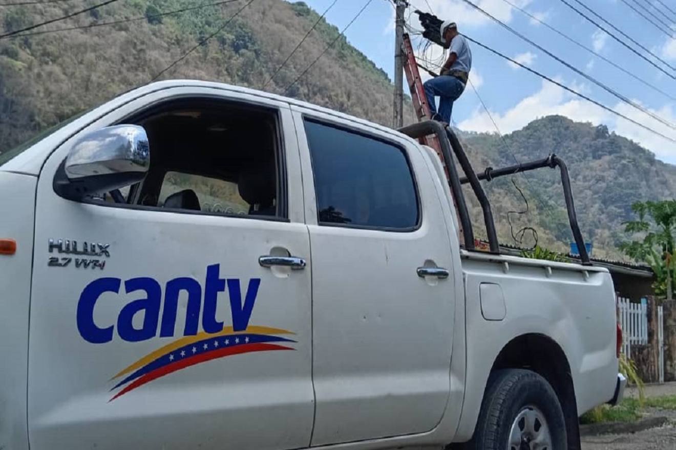 cantv-restablecio-servicios-a-mas-de-120-familias-e-instituciones-en-caripe-14771577