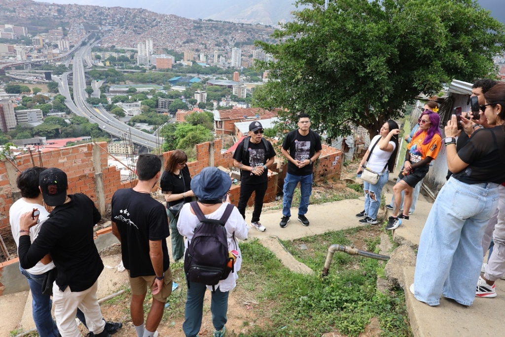 e3b4ef1351ece8ca7149ebc939688714571f8dee539bfb4c793e9dc761f77dd4