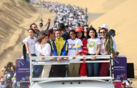 Presidenta (E) Delcy Rodríguez llega al estado Falcón en la Gran Peregrinación Nacional 