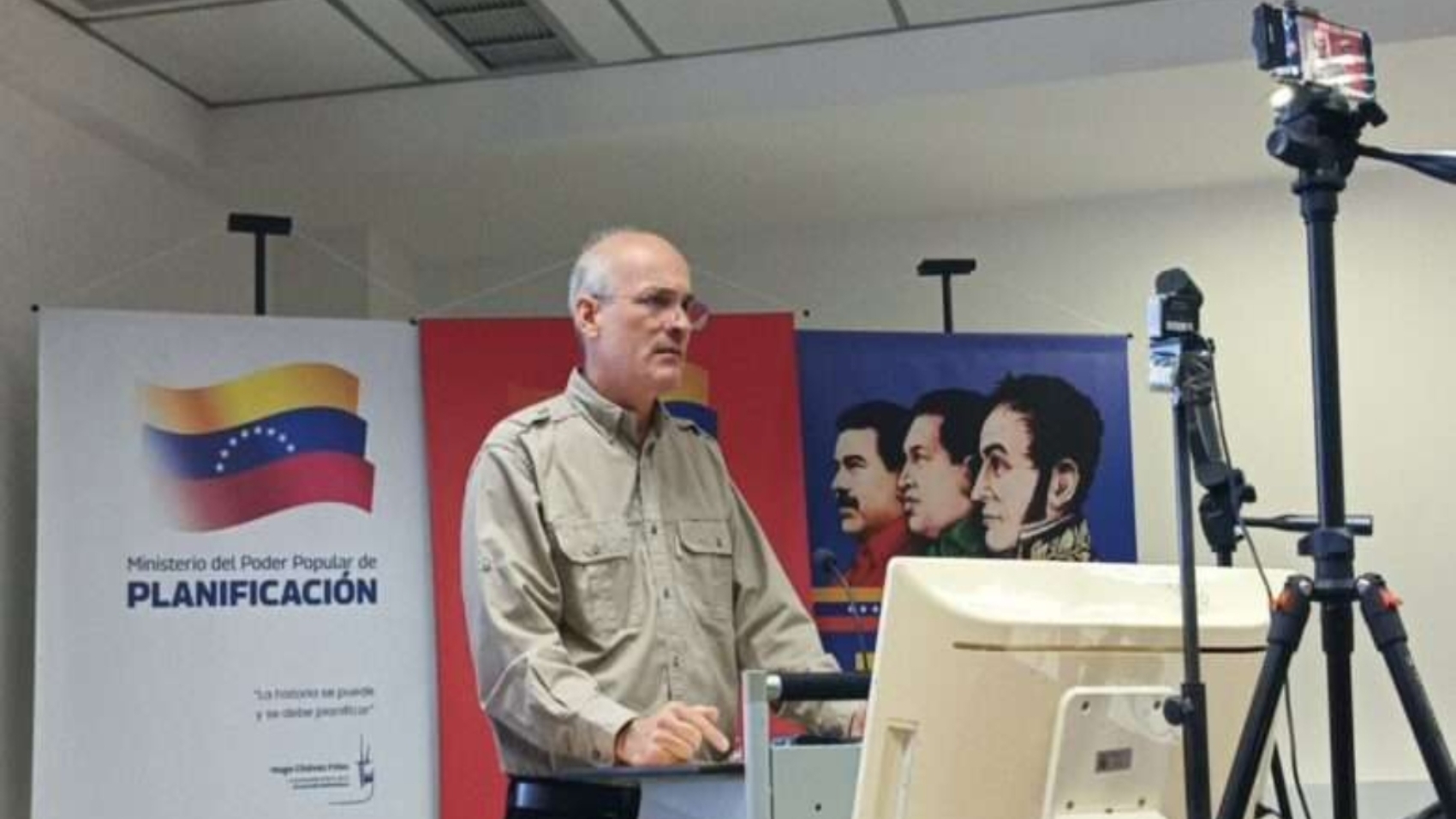 ricardo-menendez77